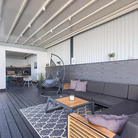 Mit Privatpool Fuer 10 Personen Ca 300 Qm In Loborika, Istrien Suedkueste Von Istrien Loborika